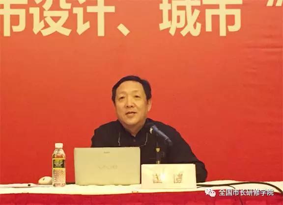 总建筑师崔愷1.jpg